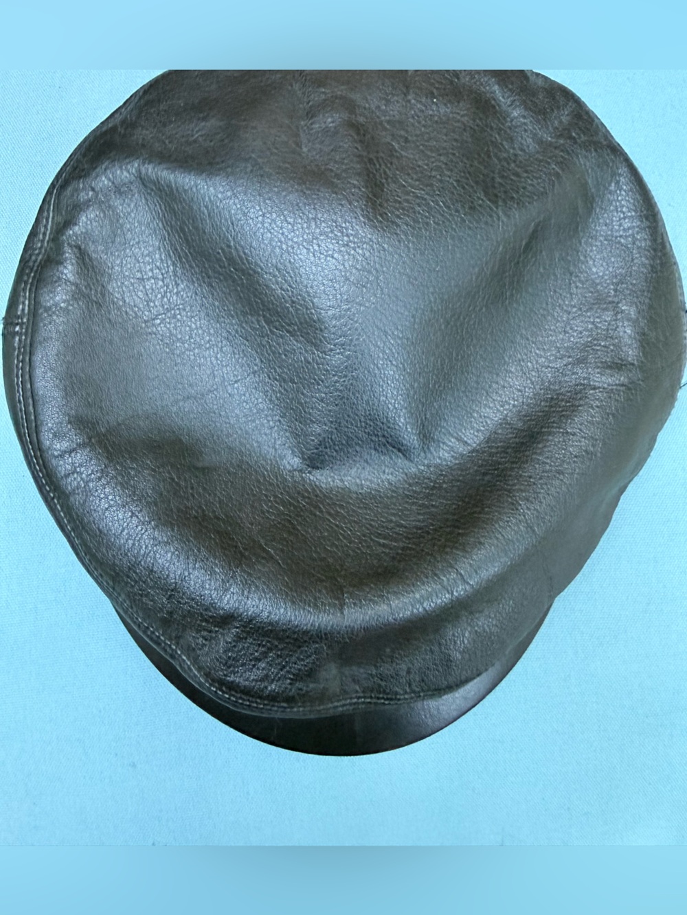 Harley-Davidson Black Leather Captain's Cap with Silver Wing Badge - Picture 4 of 6